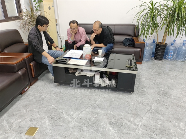 好色先生APP下载机械为山西客户提供独具特色的核桃壳好色先生下载安装设计方案