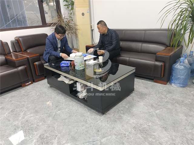 客户对我公司全自动稻壳好色先生下载安装的实地考察和产品评价